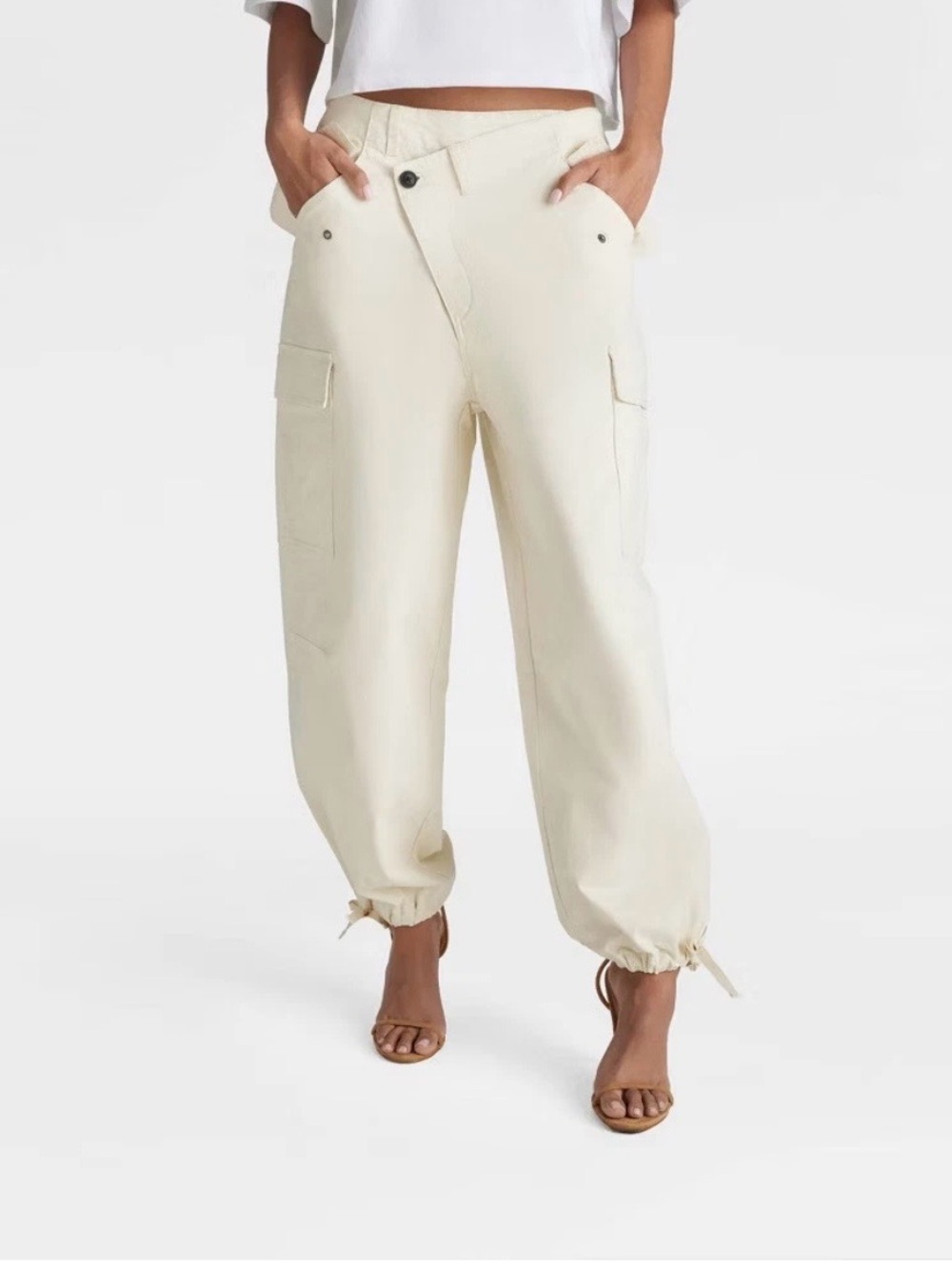 KBB by KAHLANA Women's 'The Mid-Rise Cargo Pants'